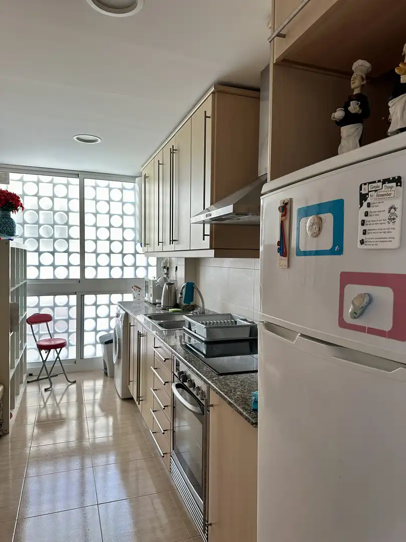 Apartamento de alquiler en Avenida Ferrandis Salvador, 67, Els Terrers Cocina de Apartamento de alquiler en Benicasim / Benicàssim con Terraza, Trastero y Amueblado