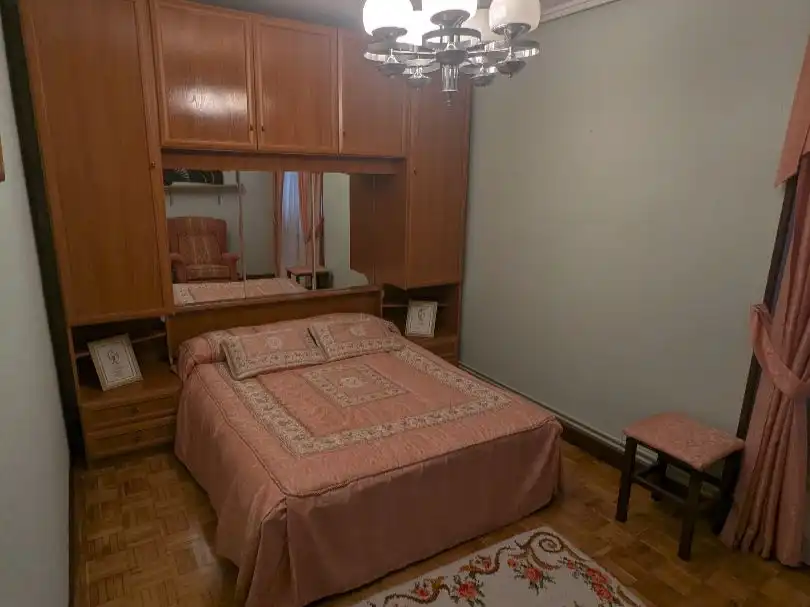 Piso en venta en Uistin Kalea, 3, Lasarte-Oria Habitación de Piso en venta en Lasarte-Oria con Balcón