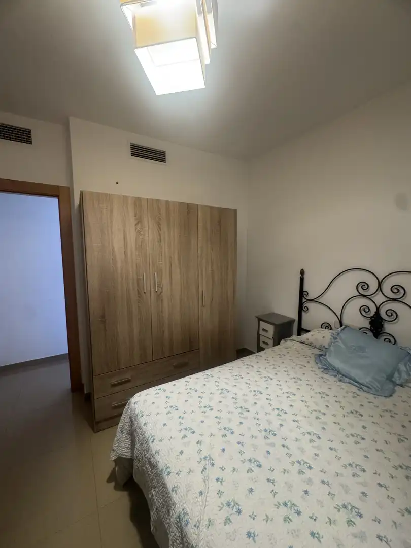 Habitación en Calle Celestino Roig, 1, Polígono Santa Ana Habitación de Piso para compartir en Cartagena con Aire acondicionado, Calefacción y Terraza