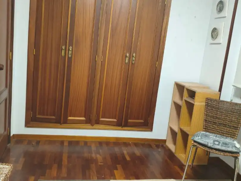 Pis en venda a Santa Teresa - San Pedro Cardeña Dormitori de Pis en venda en Burgos Capital amb Balcó