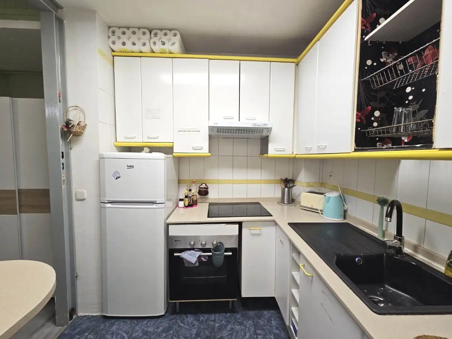Piso de alquiler en Calle del Monte Urgull, 1, Numancia Cocina de Piso de alquiler en Madrid con Aire acondicionado, Calefacción y Amueblado
