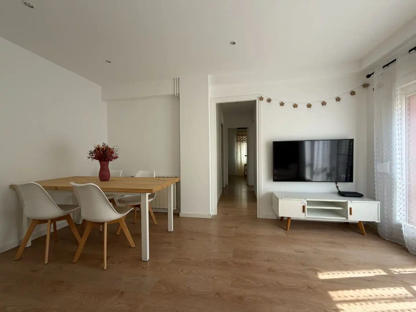 Flat for sale in Sant Vicenç Dels Horts Dining room of Flat for sale in Sant Vicenç Dels Horts with Heating, Parquet flooring and Video intercom