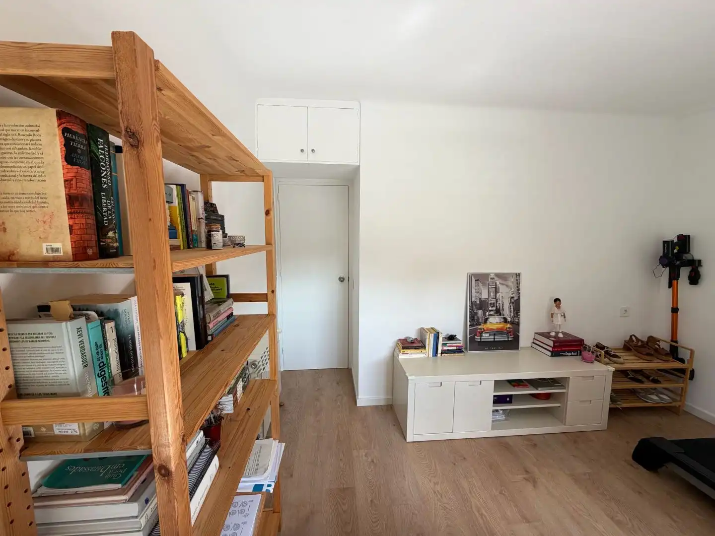 Flat for sale in Sant Vicenç Dels Horts Bedroom of Flat for sale in Sant Vicenç Dels Horts with Heating, Parquet flooring and Video intercom