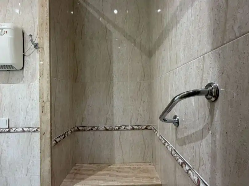 Flat for sale in Sant Vicenç Dels Horts Bathroom of Flat for sale in Sant Vicenç Dels Horts with Heating, Parquet flooring and Video intercom