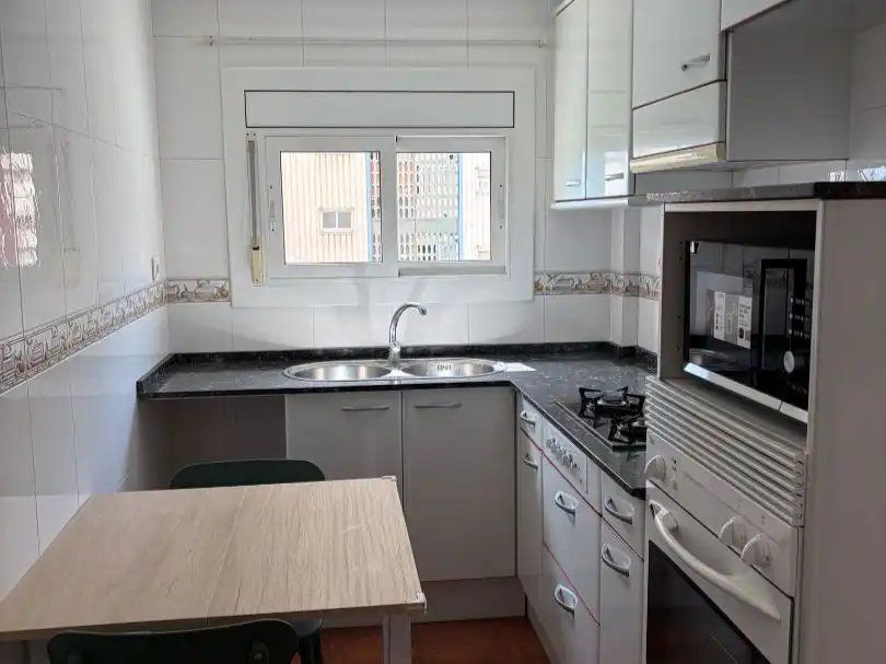 Flat for sale in Sant Vicenç Dels Horts Kitchen of Flat for sale in Sant Vicenç Dels Horts with Heating, Parquet flooring and Video intercom