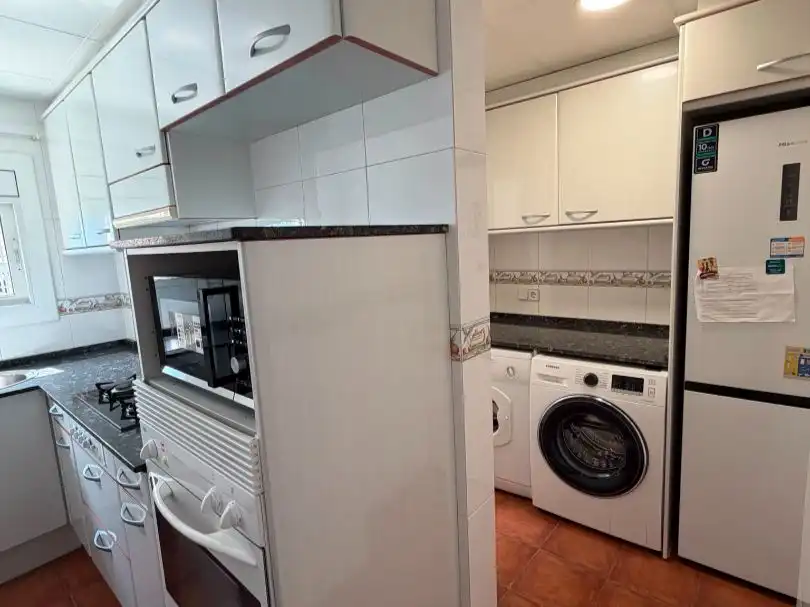 Flat for sale in Sant Vicenç Dels Horts Kitchen of Flat for sale in Sant Vicenç Dels Horts with Heating, Parquet flooring and Video intercom