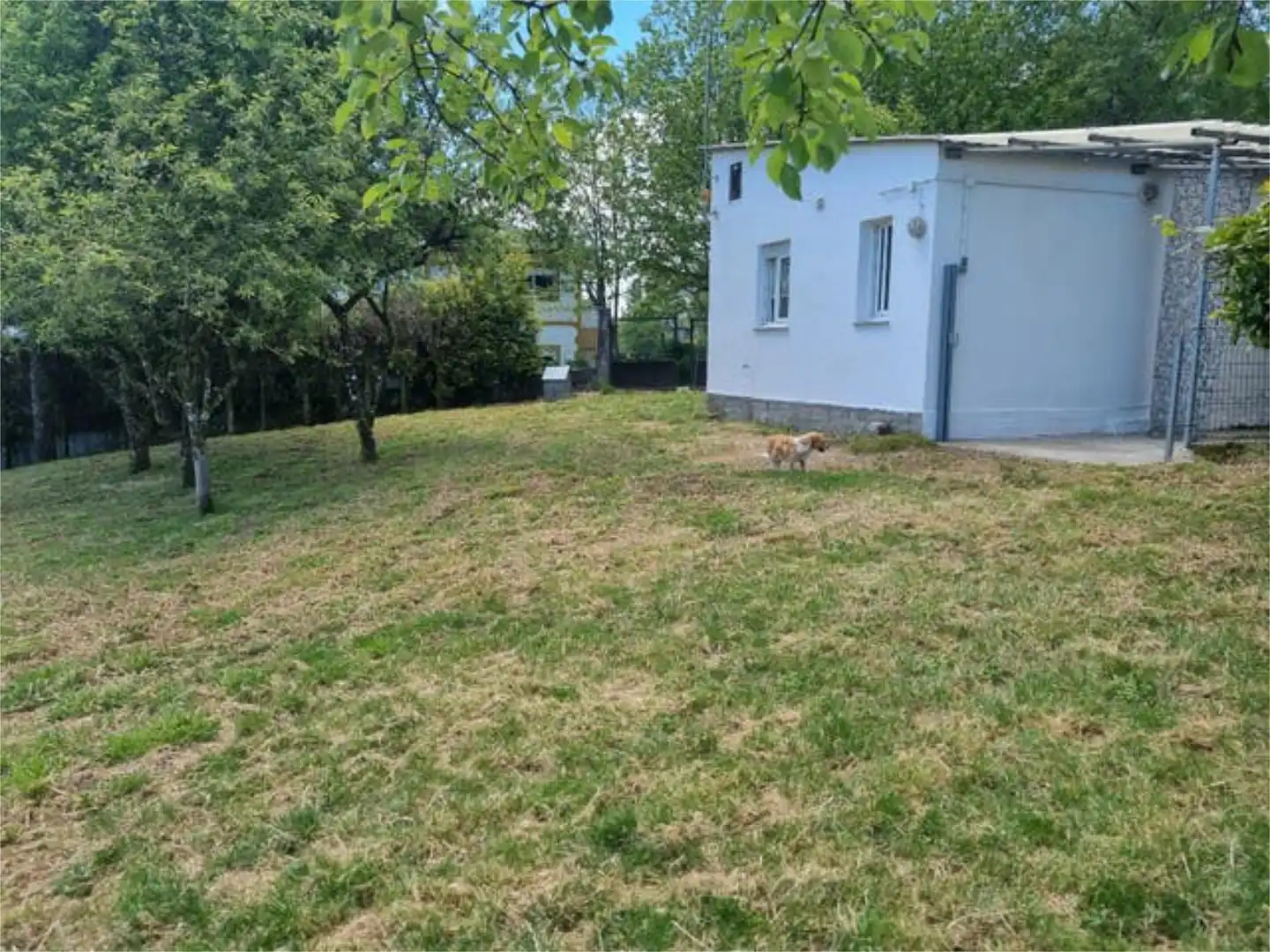 Einfamilien-Reihenhaus zur Miete in Sobrado (A Coruña) Einfamilien-Reihenhaus zur Miete in Sobrado (A Coruña) mit Privatgarten, Terrasse und Abstellraum