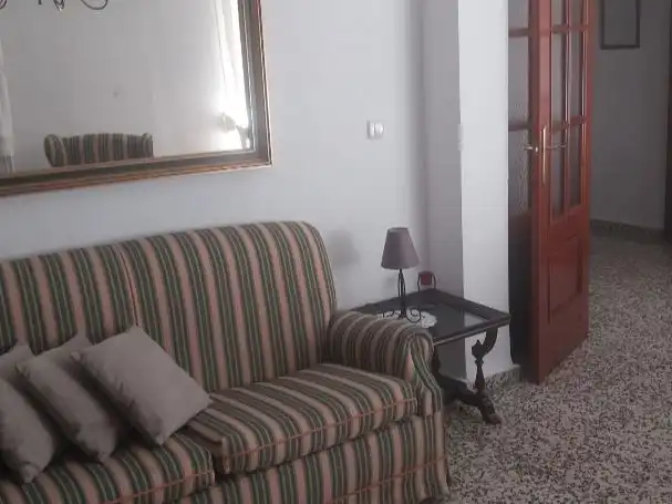Sala de estar de Piso de alquiler en Jaén con Aire acondicionado, Amueblado y Balcón