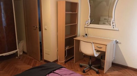 Foto 3 de Apartamento de alquiler en Rúa de Alfredo Brañas, 4, Ensanche - Sar, Santiago de Compostela