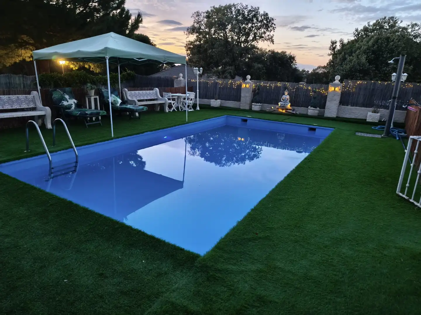 Casa o xalet en venda a Calle Pico de la Peña Negra, 20, Peñalba de Ávila Piscina de Casa o xalet en venda en Peñalba de Ávila amb Jardí privat, Terrassa i Traster