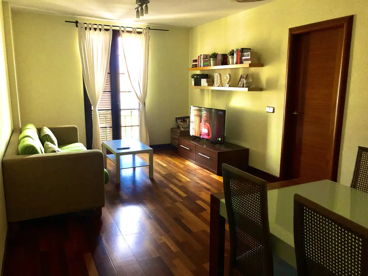 Room in Calle Caldera de Taburiente, 10, Centro - La Vega Alta Room in Calle Caldera de Taburiente, 10, Centro - La Vega Alta