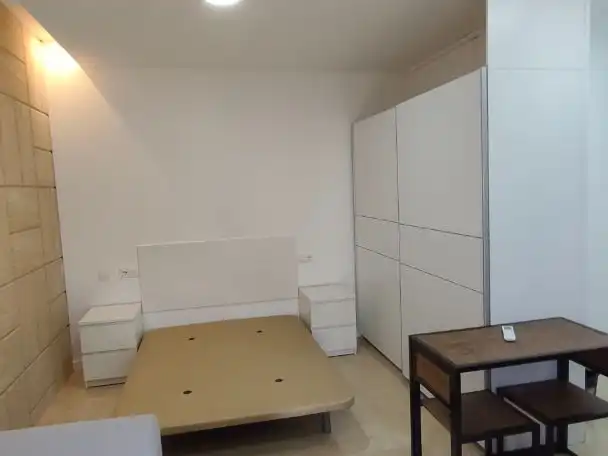 Habitación de Loft de alquiler en Ingenio con Aire acondicionado, Trastero y Amueblado