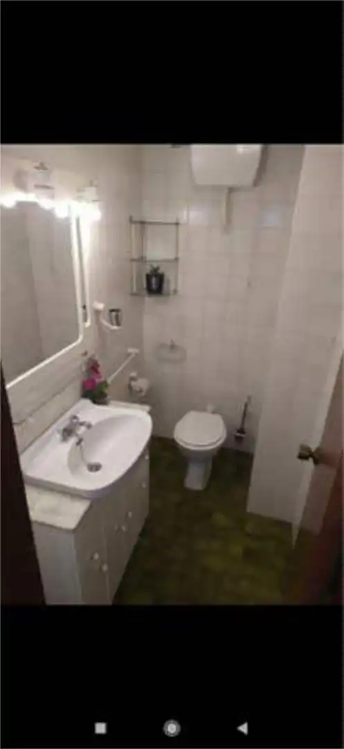 Flat for rent in San Millán - Ayuntamiento Bathroom of Flat for rent in Logroño with Heating, Terrace and Furnished