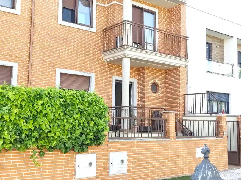 Flat for sale in Calle Escuelas, 20, Villares de la Reina Exterior view of Flat for sale in Villares de la Reina