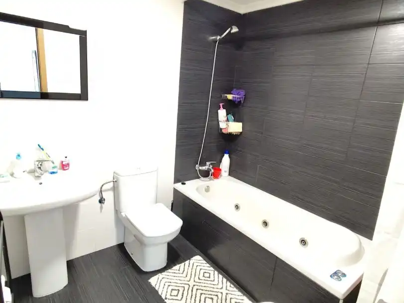Flat for sale in Calle Escuelas, 20, Villares de la Reina Bathroom of Flat for sale in Villares de la Reina