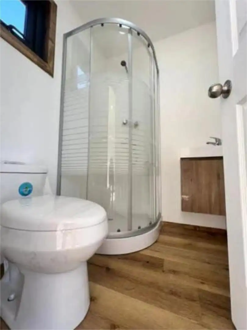 Bathroom of Houses for sale in Madrid  with Private garden