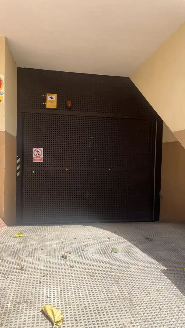 Garage zur Miete in Calle de la Hiedra, 56, Centro Garage zur Miete in Los Alcázares
