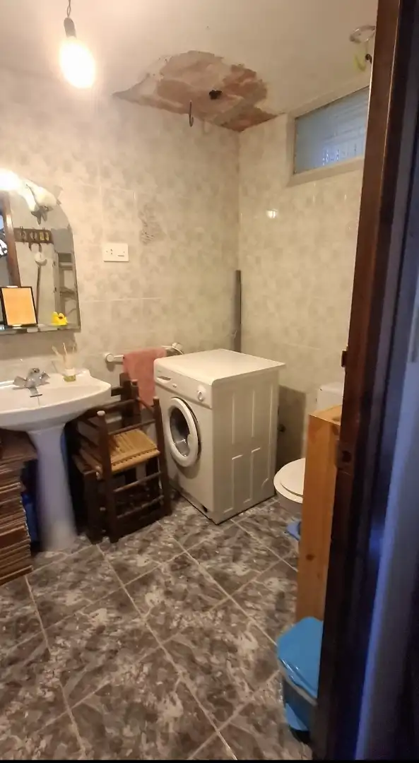 Flat for sale in Calle Cruz, 2, Casas Bajas Bathroom of Flat for sale in Casas Bajas with Heating, Terrace and Storage room