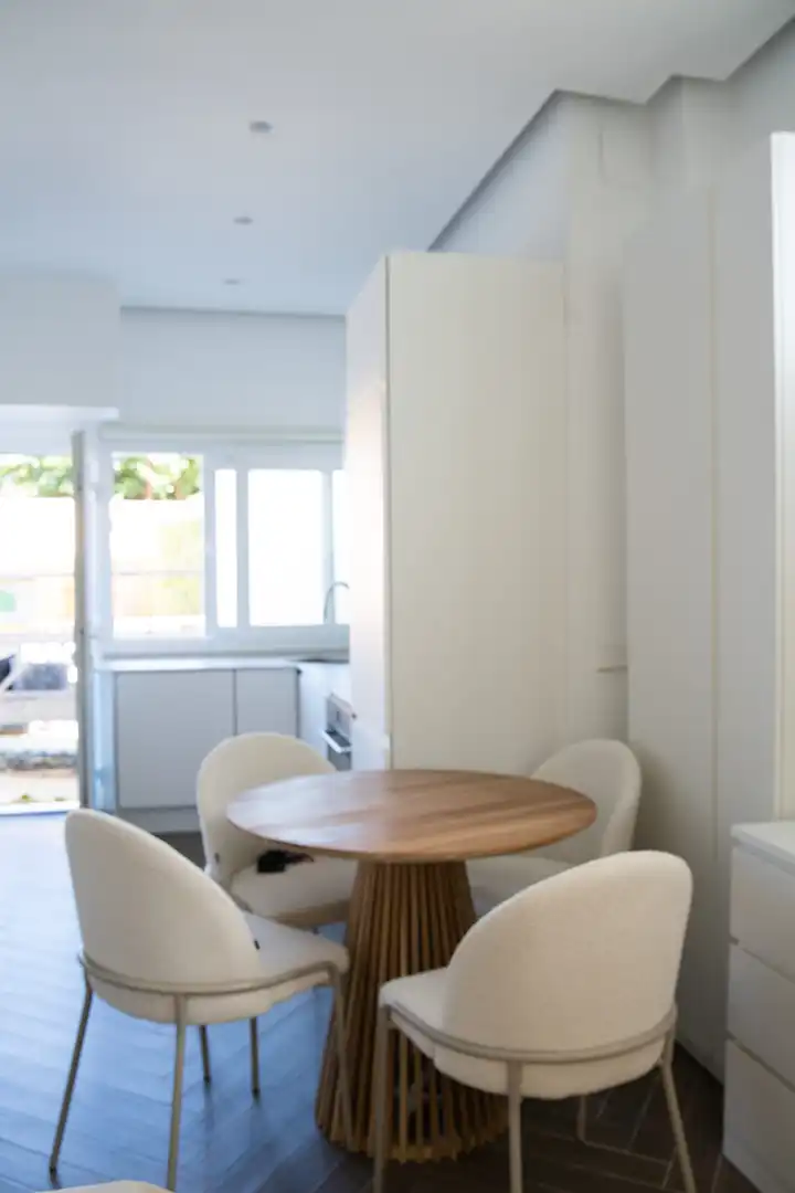Loft zur Miete in Carrer Racó, 5, Playa del Puig Esszimmer von Loft zur Miete in El Puig de Santa Maria mit Klimaanlage, Heizung und Parkett