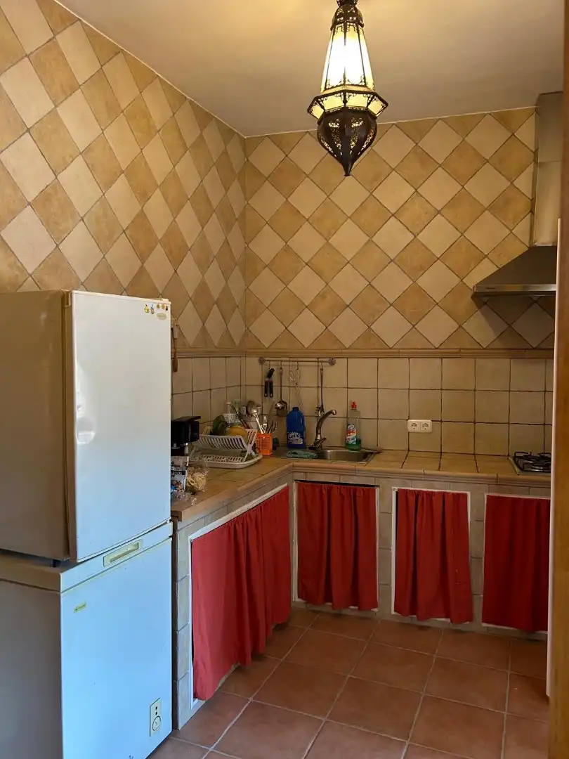 Cuina de Casa adosada en venda en Feria amb Traster, Moblat i Rentadora