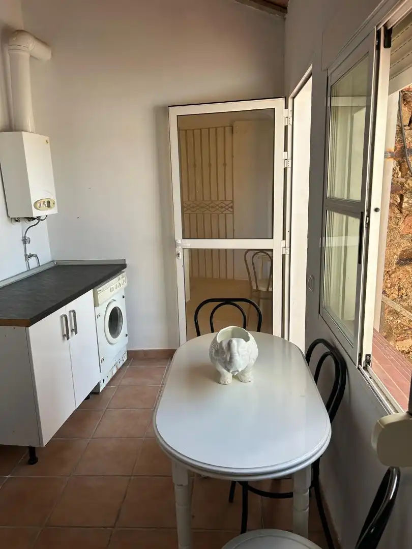 Cuina de Casa adosada en venda en Feria amb Traster, Moblat i Rentadora