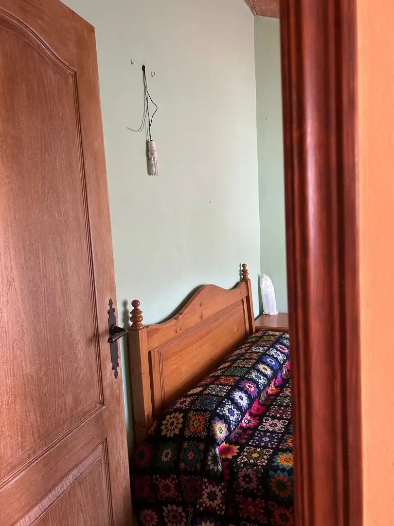 Dormitori de Casa adosada en venda en Feria amb Traster, Moblat i Rentadora