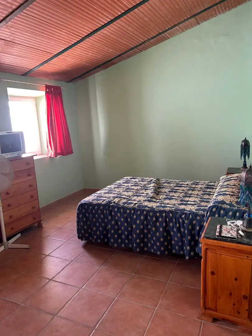 Dormitori de Casa adosada en venda en Feria amb Traster, Moblat i Rentadora
