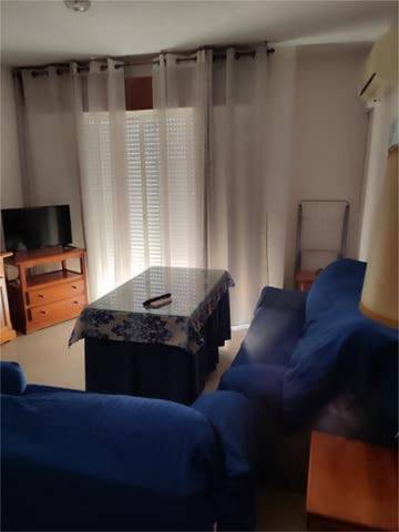Piso en Alquiler en Maria Auxiliadora - Barriada de Llera