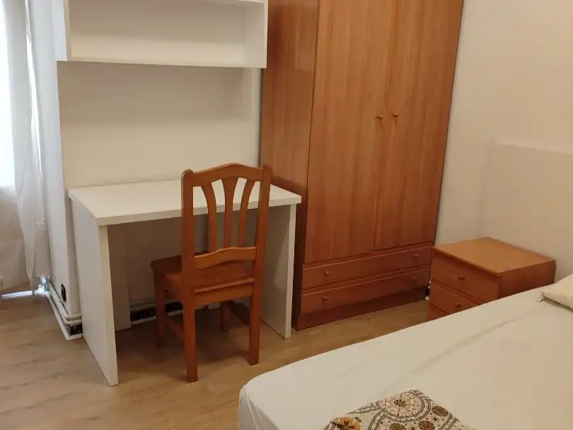 Flat for rent in Carrer d'Alfred Pereña, 5, Príncep de Viana - Clot -Xalets Humbert Torres Bedroom of Flat for rent in Lleida