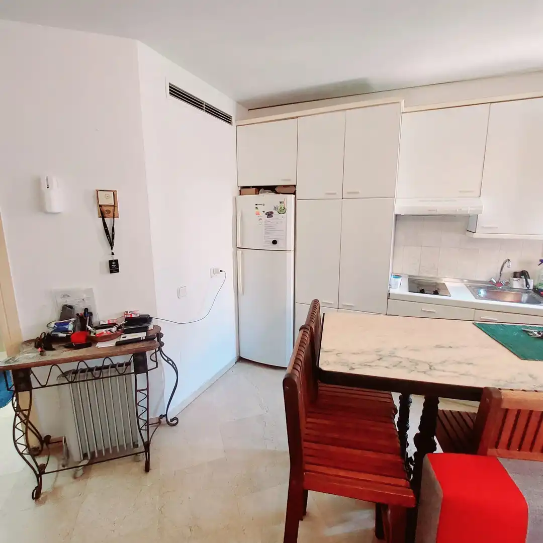 Estudi de lloguer a Avenida de la Marina, Puerto de Sotogrande - La Marina Cuina de Estudi de lloguer en Sotogrande