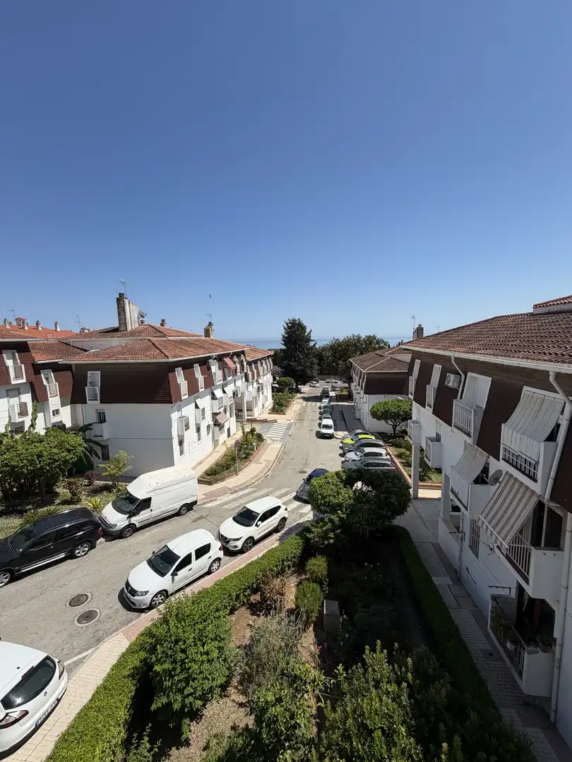 Flat for sale in Avenida Pablo Picasso, 5, Sierra de Estepona - Avda. de Andalucía Exterior view of Flat for sale in Estepona with Balcony