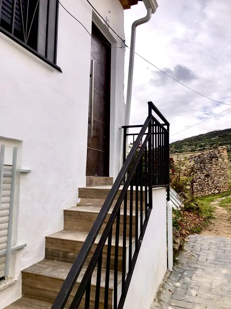 Detached homes for rent in Calle Estrecha, 2, Sacañet Balcony of Detached homes for rent in Sacañet with Parquet flooring