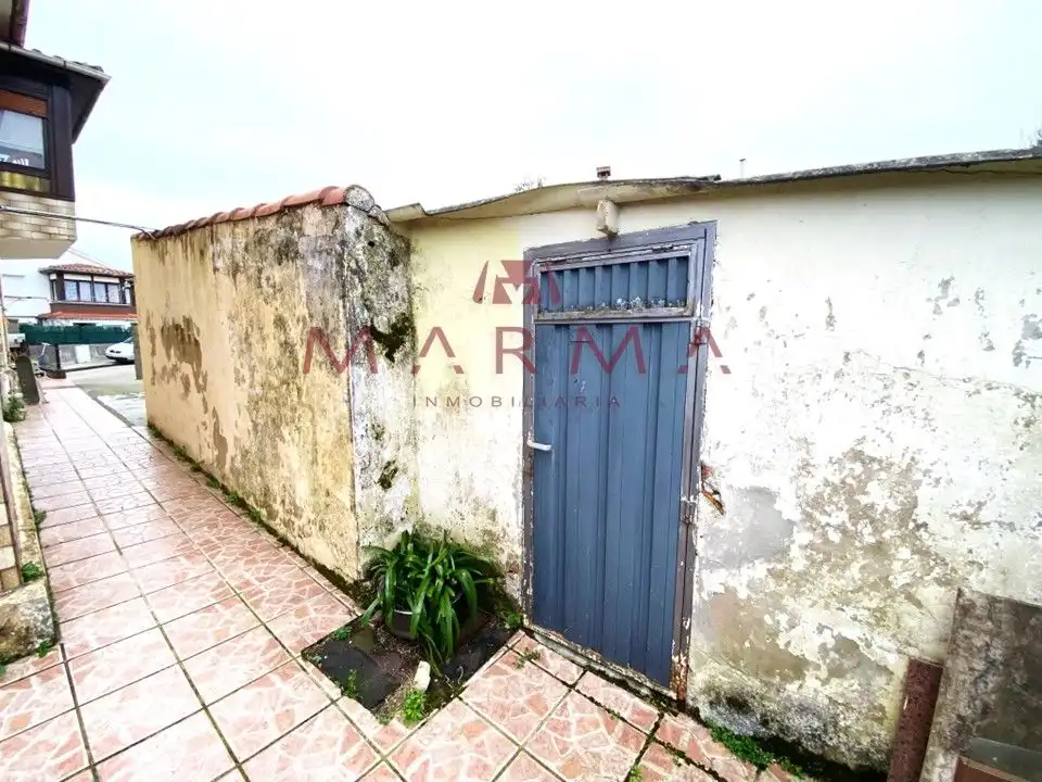Wohnung zum Verkauf in Calle la Serna, 2, El Astillero Außenansicht von Wohnung zum Verkauf in El Astillero mit Heizung, Privatgarten und Parkett