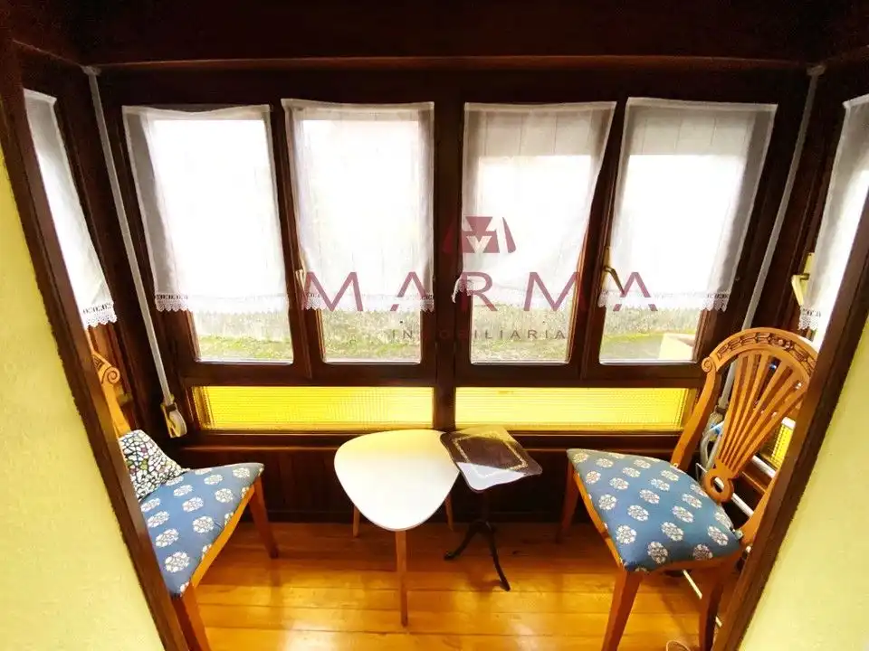 Wohnung zum Verkauf in Calle la Serna, 2, El Astillero Wohnung zum Verkauf in El Astillero mit Heizung, Privatgarten und Parkett