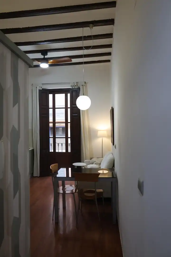 Wohnung zur Miete in Carrer de Sant Vicent, 31, Hospital - Plaza del Real Wohnzimmer von Wohnung zur Miete in Castellón de la Plana / Castelló de la Plana mit Klimaanlage und Balkon
