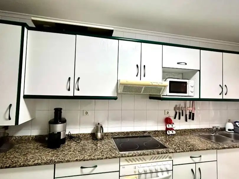Flat for rent in Calle Los Andes, 25, Gijón Kitchen of Flat for rent in Gijón