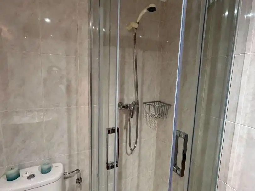 Flat for rent in Calle Los Andes, 25, Gijón Bathroom of Flat for rent in Gijón