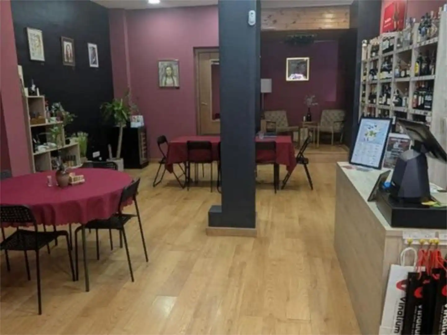 Geschaftsraum zur Miete in Triana Casco Antiguo Esszimmer von Geschaftsraum zur Miete in Sevilla mit Klimaanlage