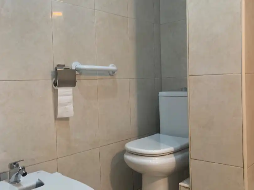 Wohnung zur Miete in Carrer Sabadell, 28, Zona Nord Badezimmer von Wohnung zur Miete in Alcoy / Alcoi
