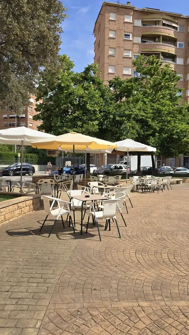 Local en venda a Plaça del Cometa Halley, 8, Parque Geólogo José Royo Gómez Terrassa de Local en venda en Castellón de la Plana / Castelló de la Plana amb Aire condicionat