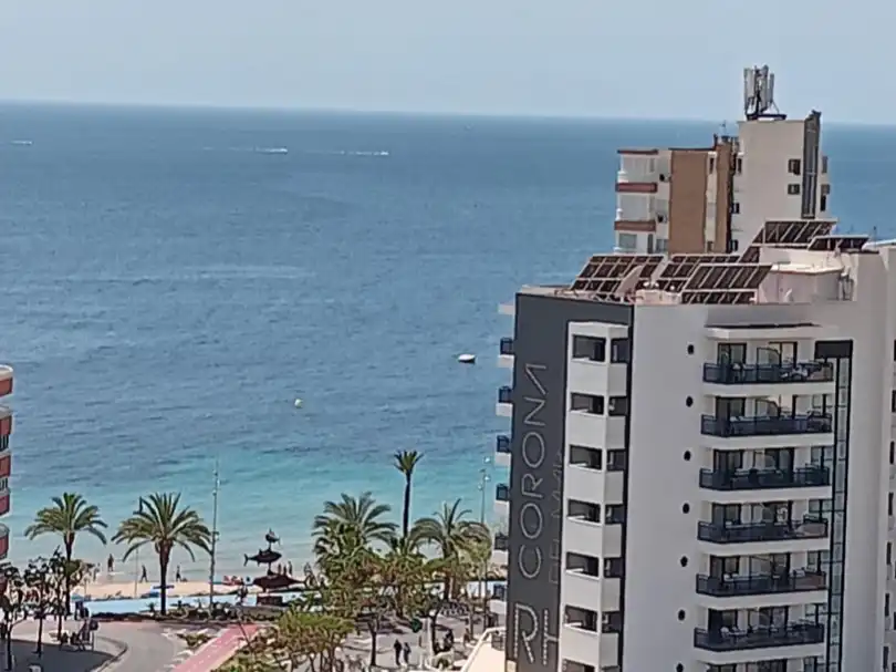 Pis en venda a Avenida de Panamá, 1, Foietes Dormitori de Pis en venda en Benidorm amb Terrassa