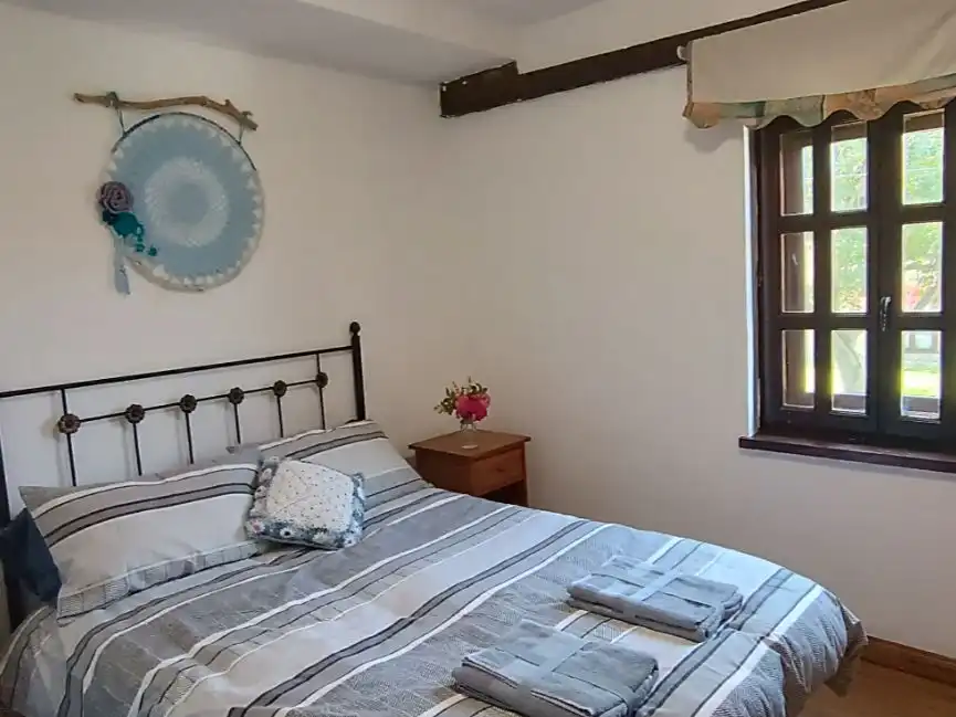 Apartament de lloguer a Barrio Queveda, 16, Santillana del Mar Dormitori de Apartament de lloguer en Santillana del Mar amb Balcó