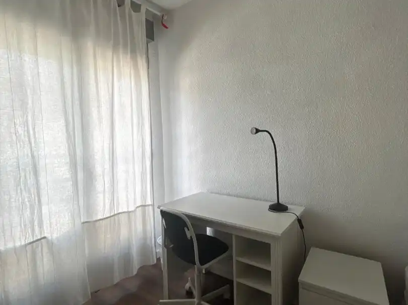 Habitació a Calle Titulcia, 16, Universidad Dormitori de Pis per a compartir en Getafe amb Aire condicionat, Calefacció i Parquet