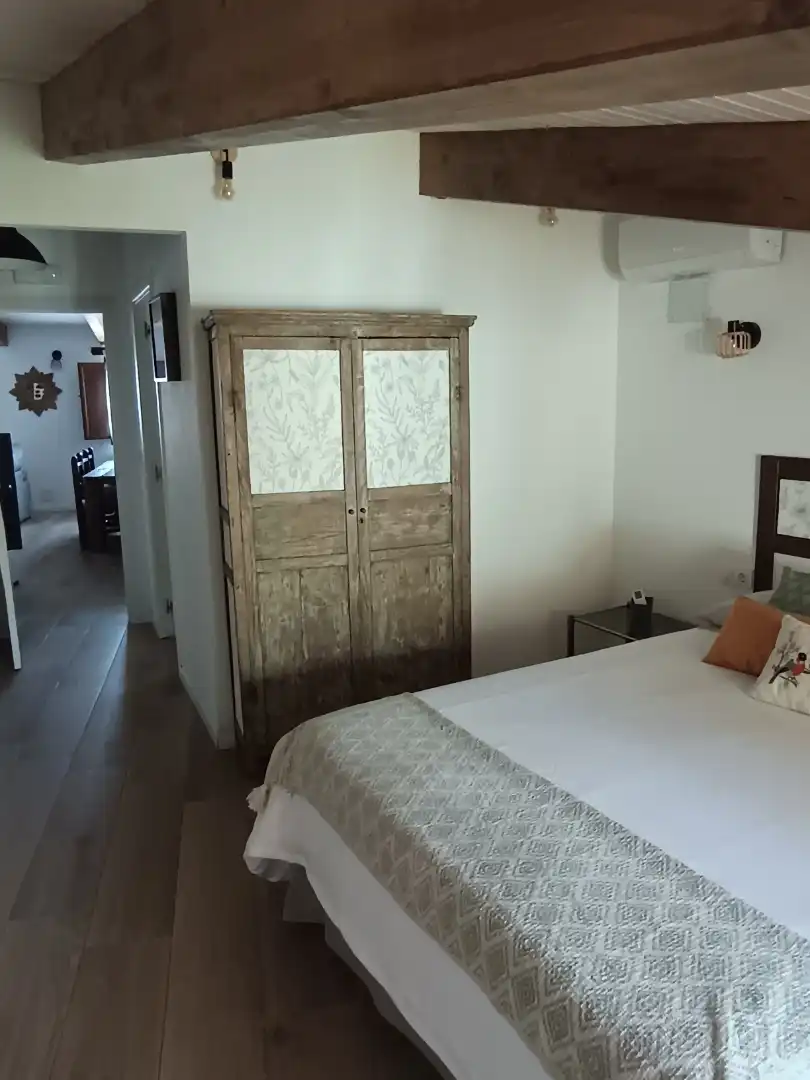 Casa adosada en venda a Calle de Rosario, 17, San Martín de Valdeiglesias Dormitori de Casa adosada en venda en San Martín de Valdeiglesias amb Aire condicionat