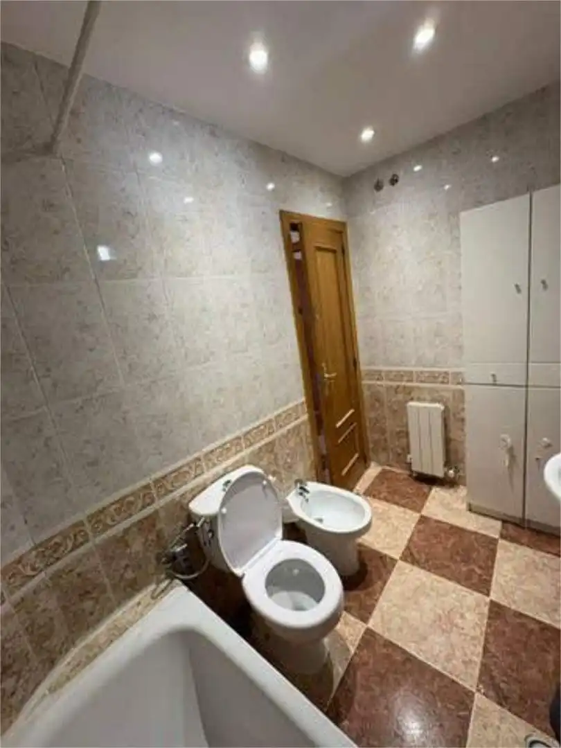 Flat for sale in El Molar (Madrid) Bathroom of Flat for sale in El Molar (Madrid) with Terrace