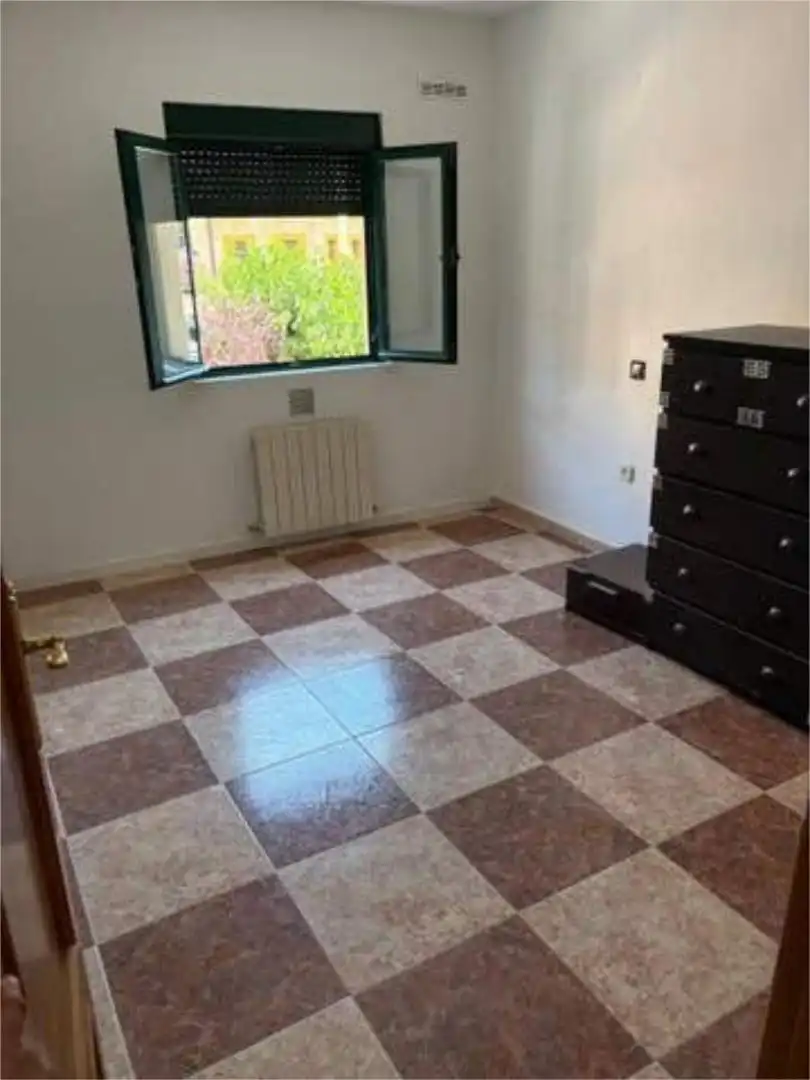Flat for sale in El Molar (Madrid) Bedroom of Flat for sale in El Molar (Madrid) with Terrace