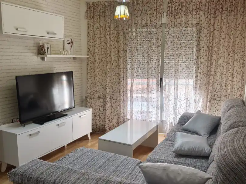 Piso de alquiler en Calle Menéndez Pelayo, 2, Centro Sala de estar de Piso de alquiler en Puertollano con Aire acondicionado, Calefacción y Parquet