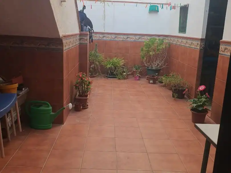 Casa adosada en venda a Calle Turia, 34, Coria del Río Terrassa de Casa adosada en venda en Coria del Río amb Traster i Balcó