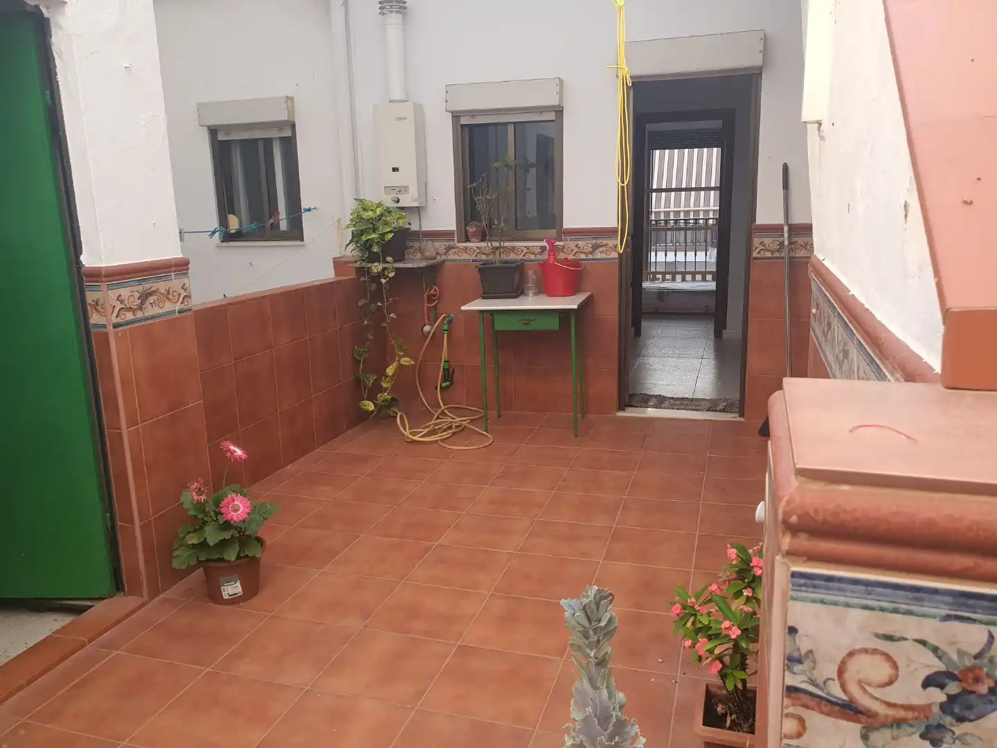 Casa adosada en venda a Calle Turia, 34, Coria del Río Terrassa de Casa adosada en venda en Coria del Río amb Traster i Balcó