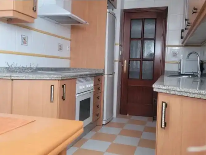 Flat for rent in Barrio Quineba, 2, Centro Kitchen of Flat for rent in Montequinto with Air Conditioner and Furnished